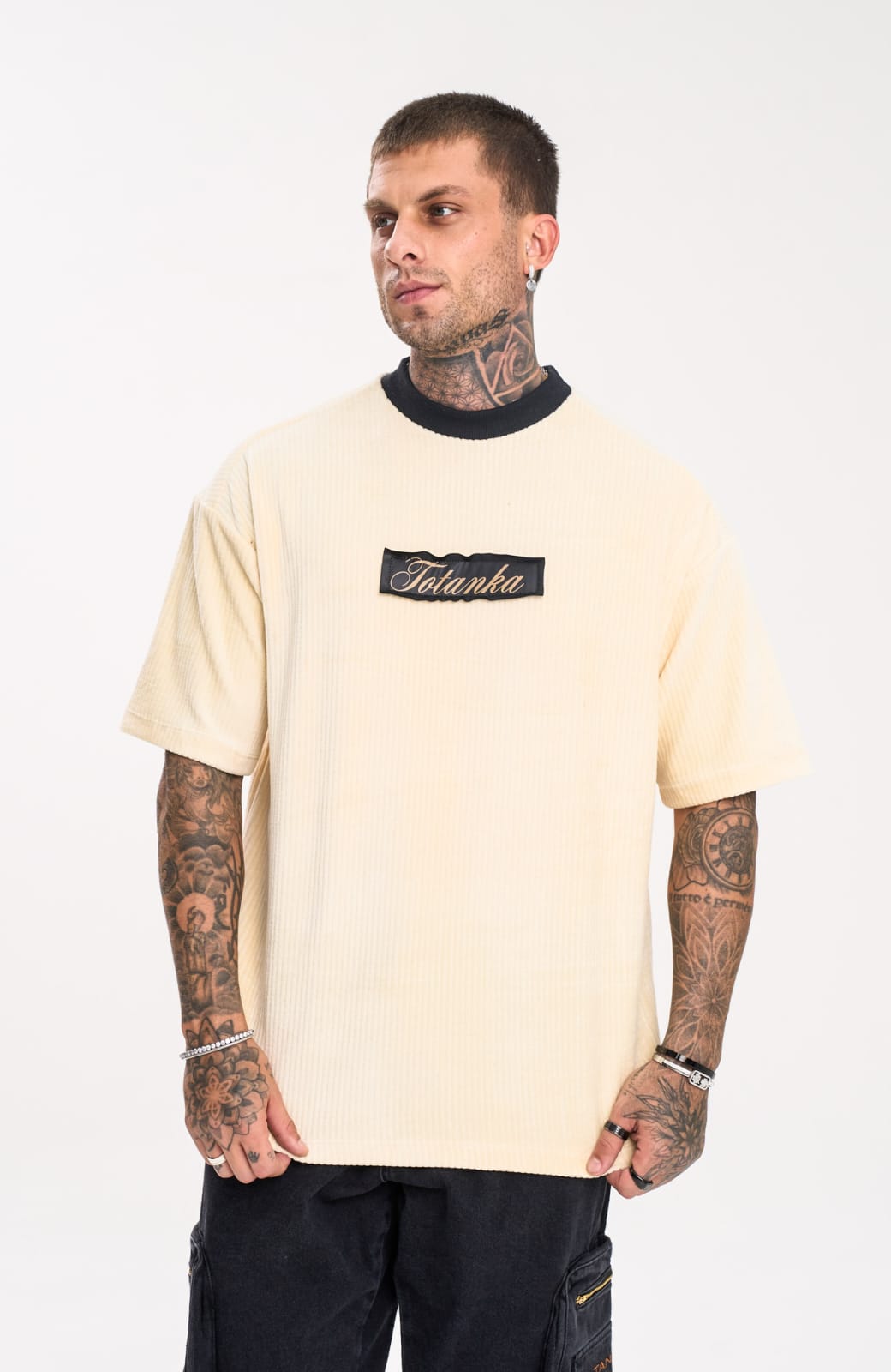 CAMISETA OVERSIZED TOTANKA